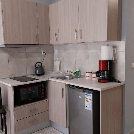 Yolanda Studios Piraeus Buitenkant foto